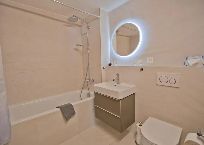 Διαμέρισμα Haus Bodmen C, Gruensee *